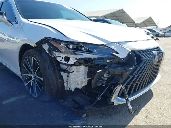 2022 LEXUS ES IAAI lot 42531694 auction photo 6