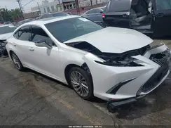 58AEA1C18MU004720 2021 LEXUS ES