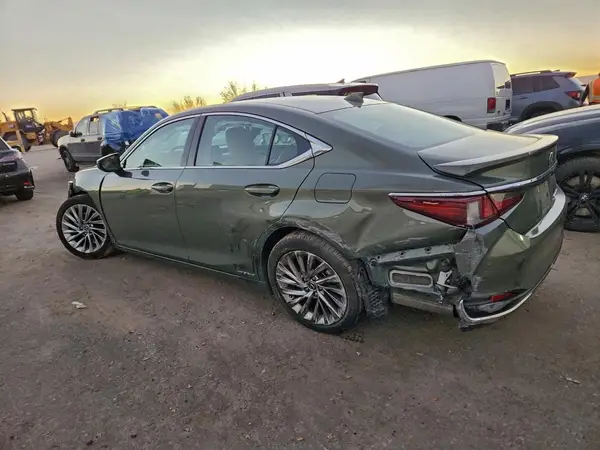58AEA1C18NU013239 2022 LEXUS ES - Image 2