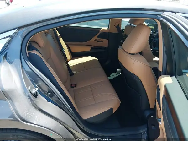 58AEA1C18SU069290 2025 LEXUS ES - Image 8