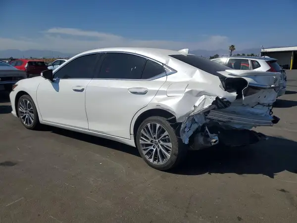 58AEA1C18SU074375 2025 LEXUS ES - Image 2