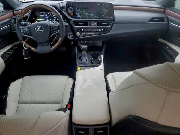 58AEA1C18SU075445 2025 LEXUS ES - Image 8