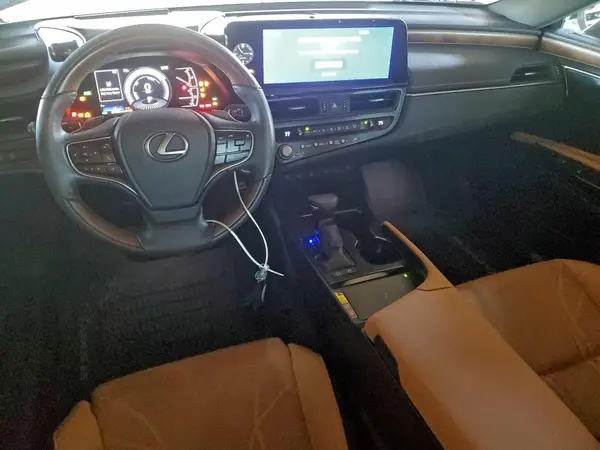 58AEA1C19RU038463 2024 LEXUS ES - Image 8