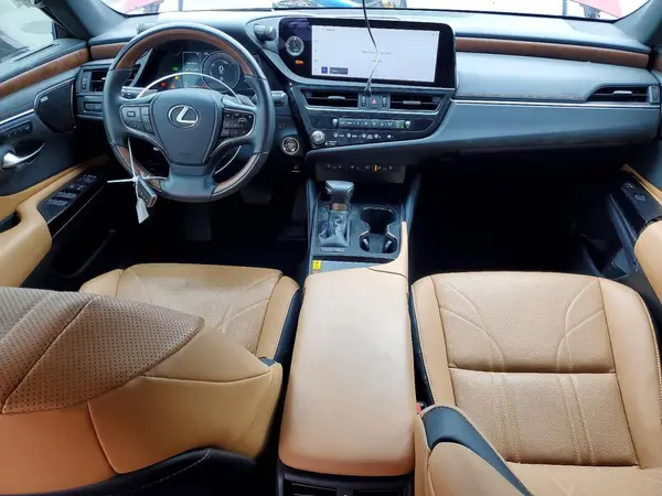 58AEA1C19SU058573 2025 LEXUS ES - Image 8