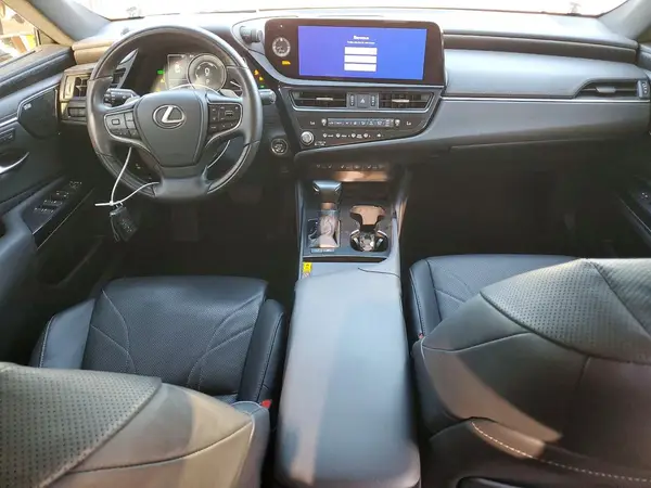58AEA1C19SU060632 2025 LEXUS ES - Image 8