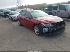 58AEA1C1XMU005660 2021 LEXUS ES