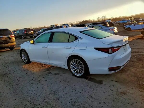 58AEA1C1XMU012897 2021 LEXUS ES - Image 2