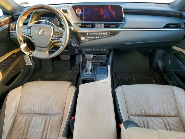 58AEA1C1XMU012897 2021 LEXUS ES - Image 8