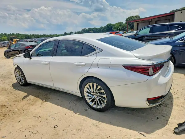 58AEA1C1XPU032569 2023 LEXUS ES - Image 2