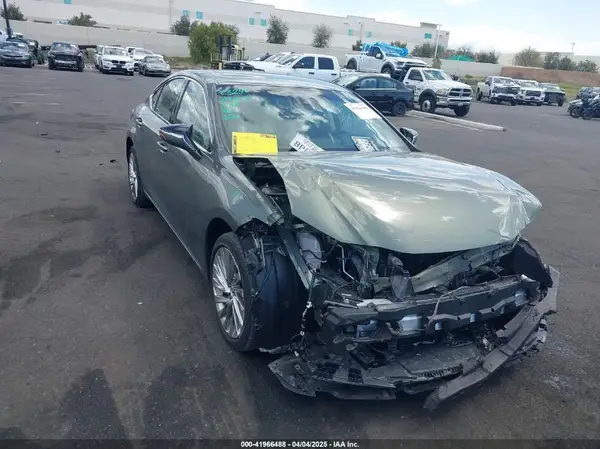 58AEZ1B10LU053600 2020 LEXUS ES - Image 1
