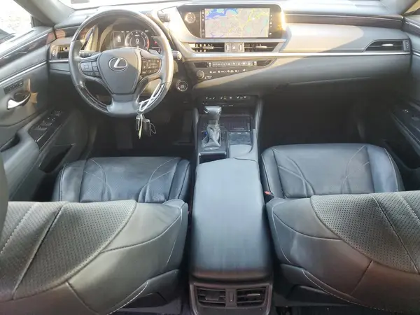 58AEZ1B10LU076570 2020 LEXUS ES - Image 8