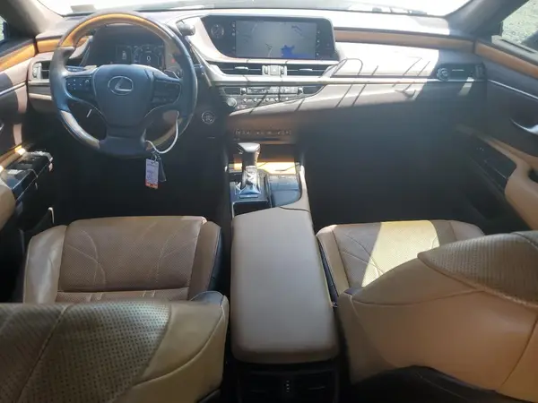58AEZ1B11LU068428 2020 LEXUS ES - Image 8