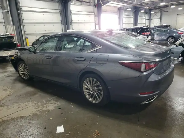 58AEZ1B13LU056555 2020 LEXUS ES - Image 2