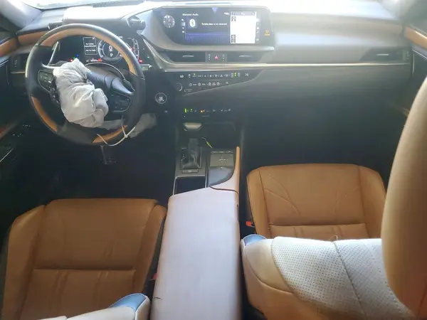 58AEZ1B13LU072433 2020 LEXUS ES - Image 8
