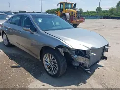 58AEZ1B13LU074652 2020 LEXUS ES