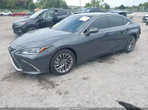 58AEZ1B14RU167771 2024 LEXUS ES - Image 2