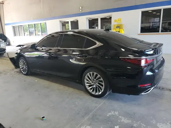 58AEZ1B15PU149597 2023 LEXUS ES - Image 2