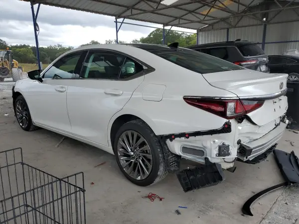58AEZ1B15RU162708 2024 LEXUS ES - Image 2