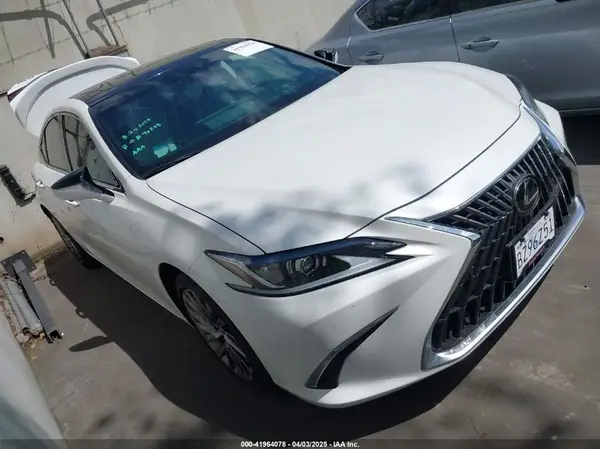 58AEZ1B15RU169514 2024 LEXUS ES - Image 1