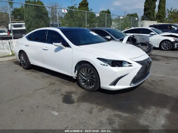 58AEZ1B15RU175250 2024 LEXUS ES - Image 1
