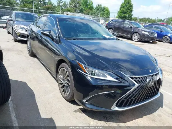 58AEZ1B15RU180643 2024 LEXUS ES - Image 1