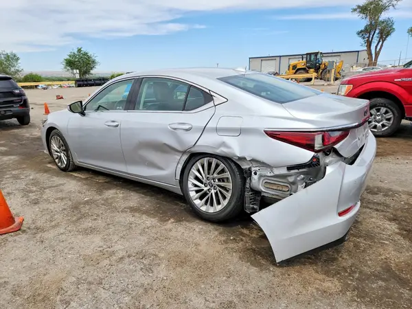 58AEZ1B16LU058669 2020 LEXUS ES - Image 2