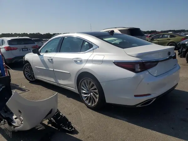 58AEZ1B17LU067350 2020 LEXUS ES - Image 2