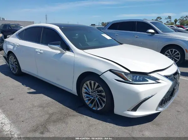 58AEZ1B17RU162144 2024 LEXUS ES - Image 1