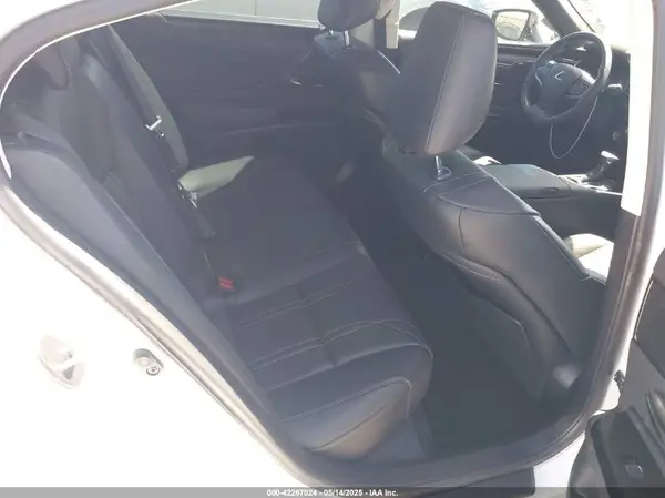 58AEZ1B17RU162144 2024 LEXUS ES - Image 8