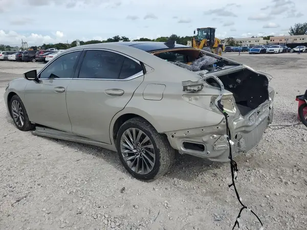 58AEZ1B17SU185011 2025 LEXUS ES - Image 2