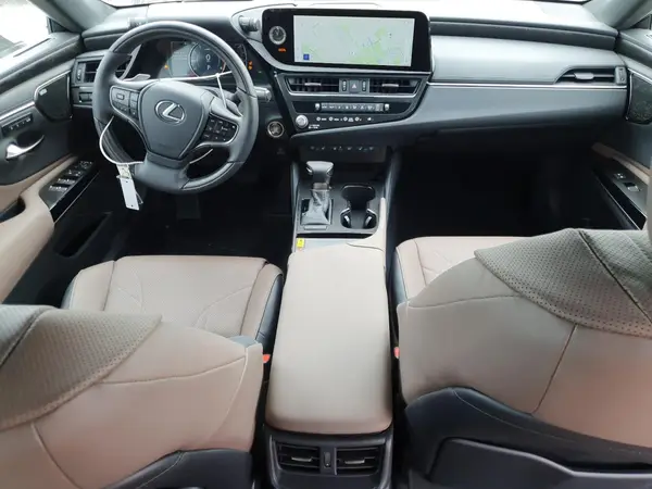 58AEZ1B18SU190394 2025 LEXUS ES - Image 8
