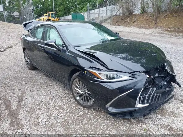 58AEZ1B18SU191318 2025 LEXUS ES - Image 1