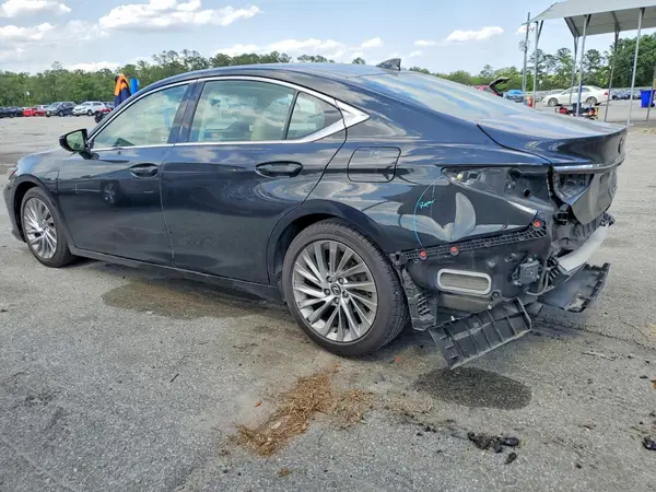 58AEZ1B19LU055362 2020 LEXUS ES - Image 2