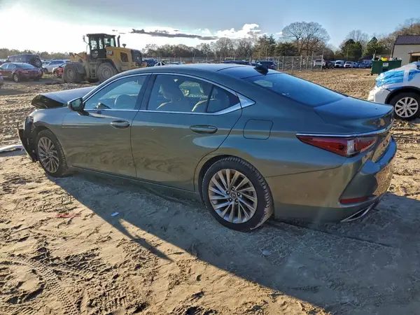 58AEZ1B19LU058715 2020 LEXUS ES - Image 2