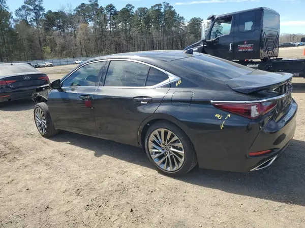 58AEZ1B19RU179379 2024 LEXUS ES - Image 2
