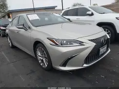 58AEZ1B1XMU096598 2021 LEXUS ES