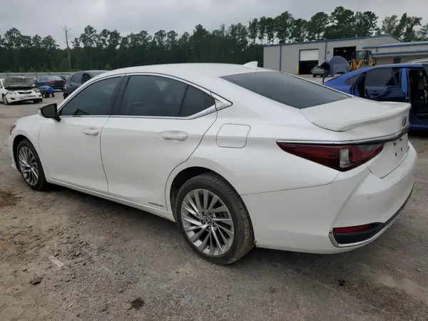 58AF21B12LU006691 2020 LEXUS ES - Image 2
