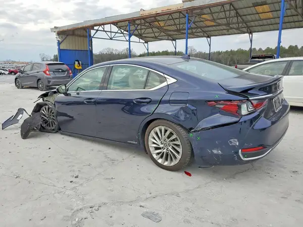 58AF21B12LU008988 2020 LEXUS ES - Image 2
