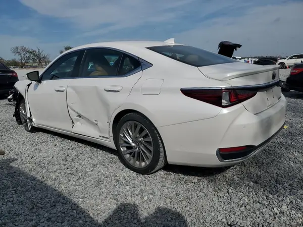 58AF21B17LU009120 2020 LEXUS ES - Image 2