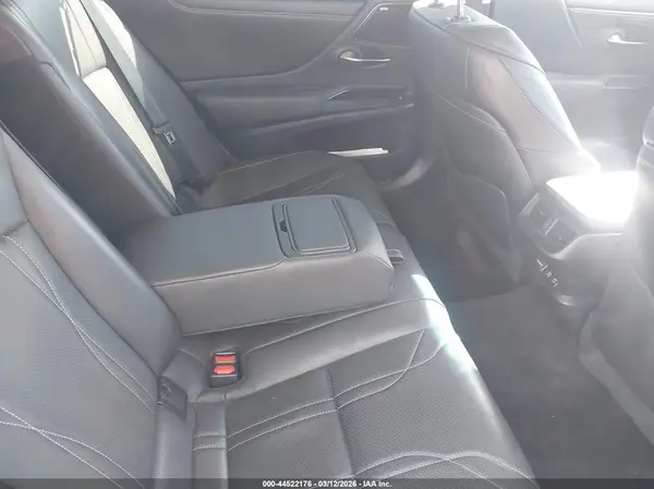 58AF21B19LU009247 2020 LEXUS ES - Image 8