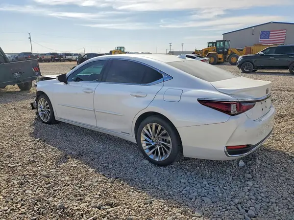 58AFA1C10NU026409 2022 LEXUS ES - Image 2