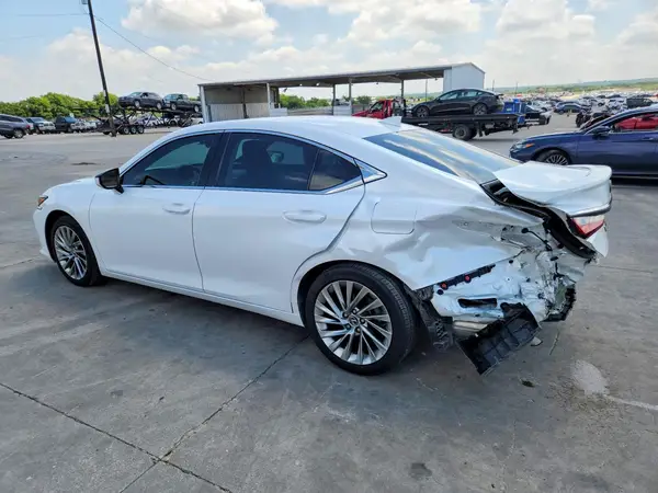 58AFA1C10PU030642 2023 LEXUS ES - Image 2