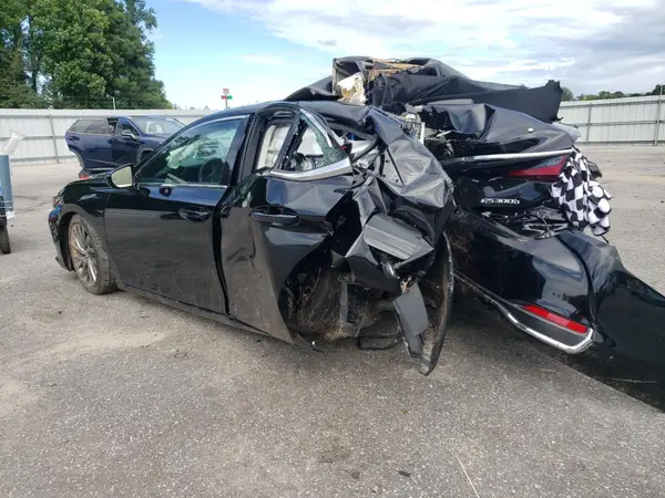 58AFA1C10RU048514 2024 LEXUS ES - Image 2