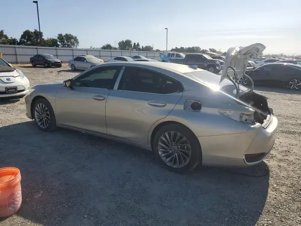 58AFA1C11RU041670 2024 LEXUS ES - Image 2