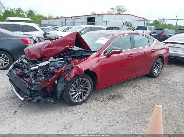 58AFA1C13SU055320 2025 LEXUS ES - Image 2