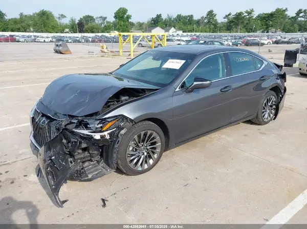 58AFA1C14RU038178 2024 LEXUS ES - Image 2