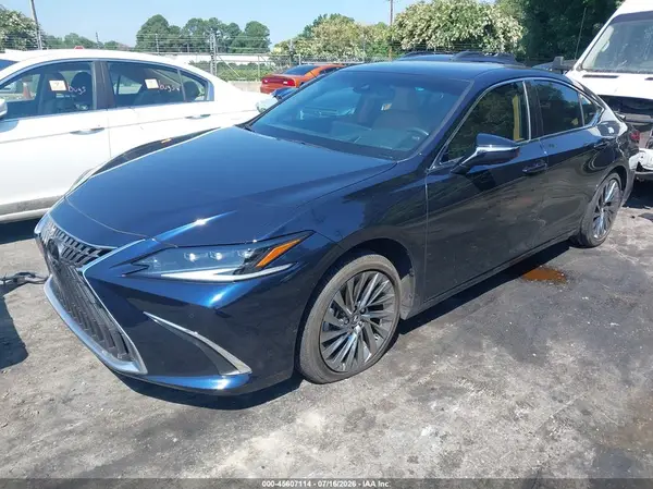 58AFA1C14RU039993 2024 LEXUS ES - Image 2