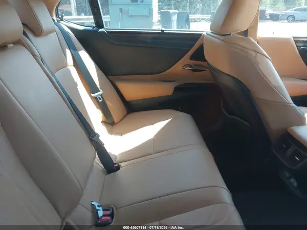 58AFA1C14RU039993 2024 LEXUS ES - Image 8