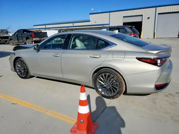 58AFA1C14SU057528 2025 LEXUS ES - Image 2