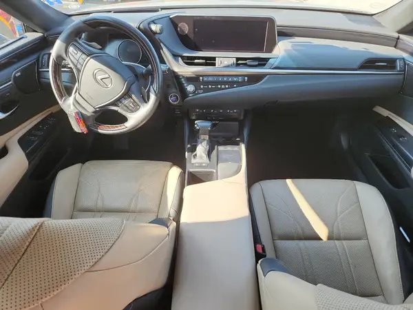 58AFA1C15MU001648 2021 LEXUS ES - Image 8